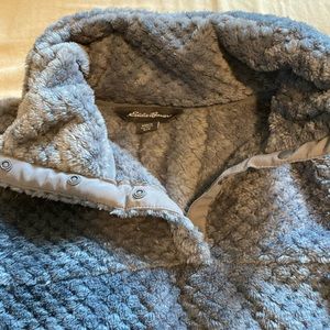 Soft, warm Eddie Bauer pull over